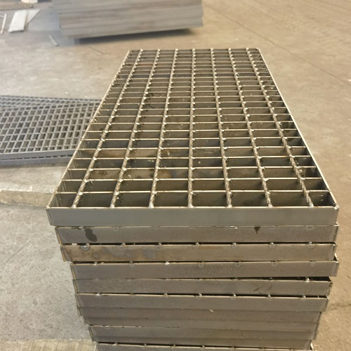 耐用平台钢格栅钢格板的双重防护安全无忧