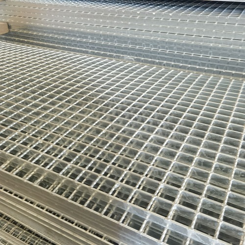 石油化工厂钢格栅钢格板的关键性能