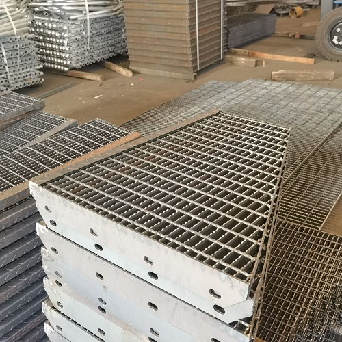 建筑用平台钢格板的防滑设计详解