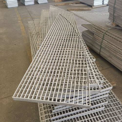 石化行业钢格板防火方案：阻燃涂层如何选择？