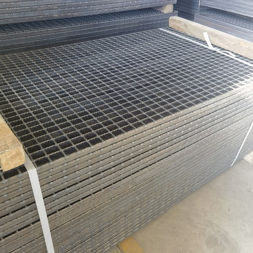 加油站钢格栅：防爆、防静电的安全解决方案