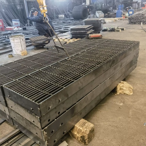 线上线下选购钢格栅，这些差异不了解要吃大亏